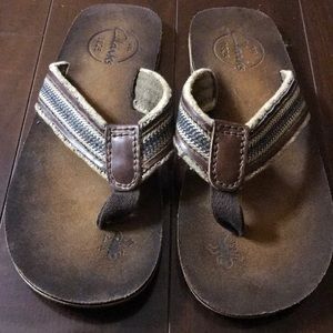 Clarks Flip Flops